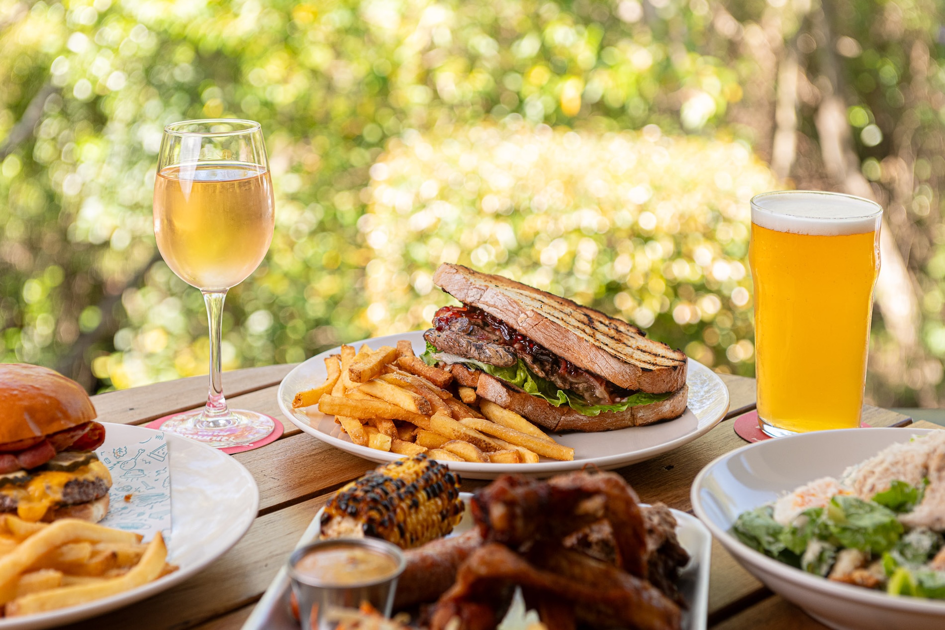 Eat & Drink Eat & Drink